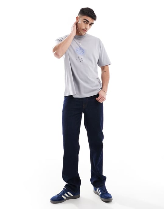ASOS DESIGN oversized t-shirt med himmelsk grafik i grått - Image 4