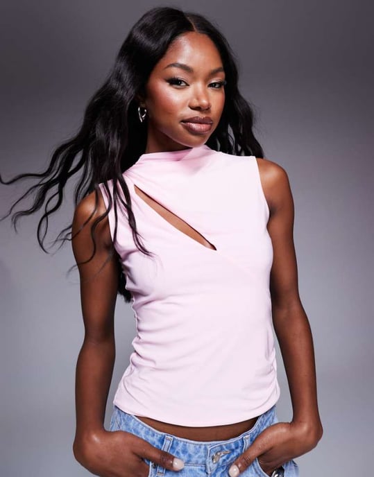 ASOS DESIGN slinky skuren topp med urtag i pastellrosa - Image 1