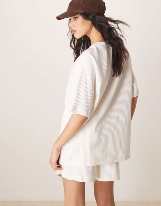 ASOS DESIGN oversized raglan co-ord t-shirt i kraftig ribb i krämfärgad - Image 3