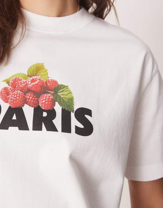 Abercrombie & Fitch t-shirt med kort ärm i oversized modell med Paris-tryck i vitt - Image 2