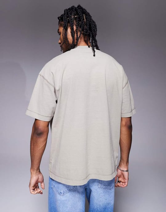 ASOS DESIGN oversized t-shirt med sömnadsdetaljer i tvättad stenbeige - Image 4