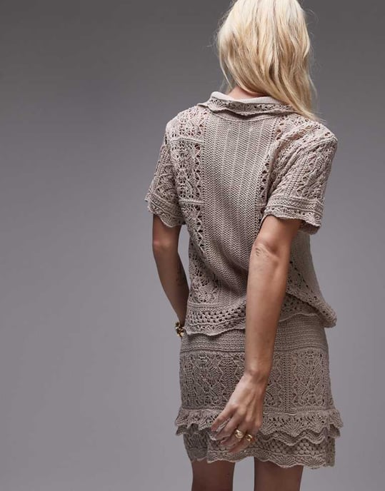 Topshop stickad punktstickad polo-top i krämfärgad - Image 4