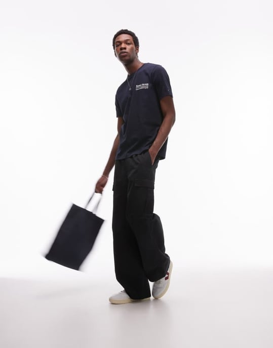 Tommy Hilfiger outline segling t-shirt i marinblått - Image 3