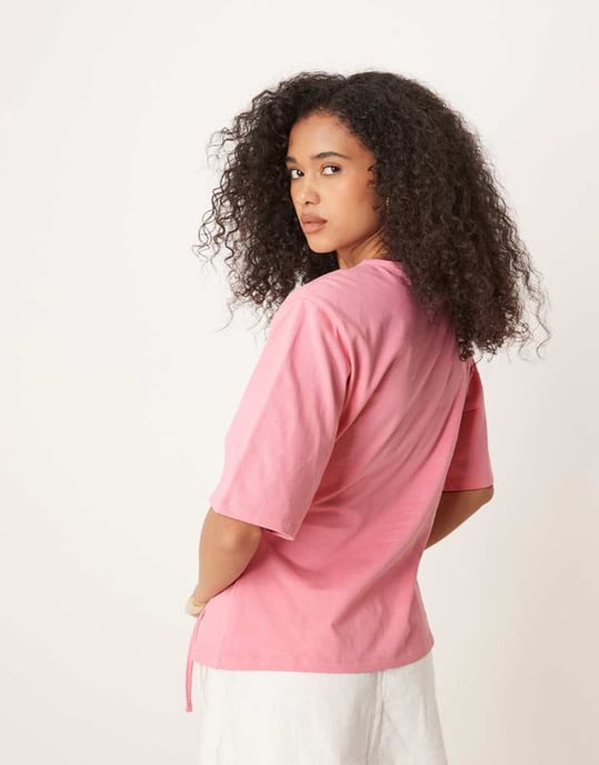 ASOS DESIGN oversized t-shirt med knytdetalj i rosa - Image 4