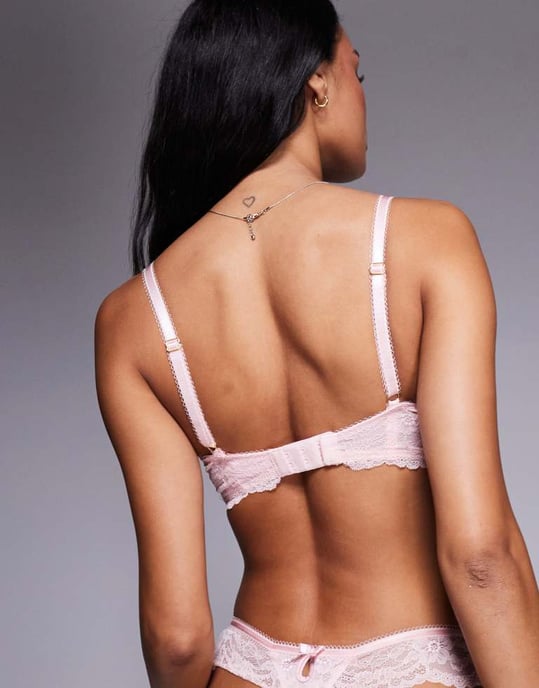 Boux Avenue Rosie broderad boost-plunge i rosa - Image 4