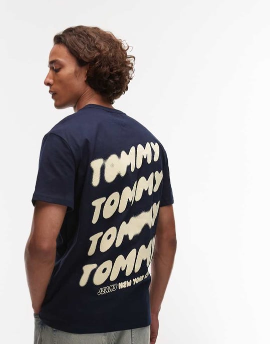 Tommy Jeans bubble back print t-shirt in navy and yellow - Image 3
