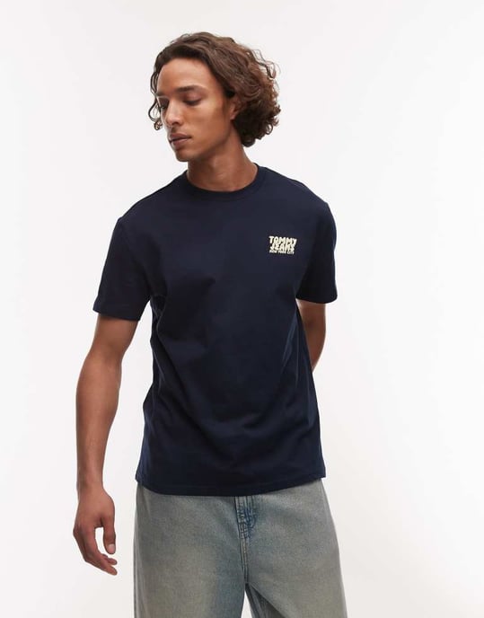 Tommy Jeans bubble back print t-shirt in navy and yellow - Image 4