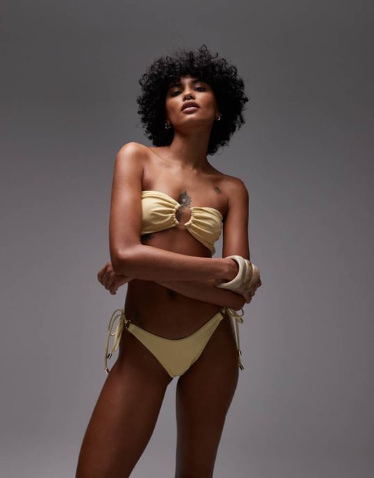 Topshop Thailand tanga-bikiniunderdelar i smörmjölk - Image 1