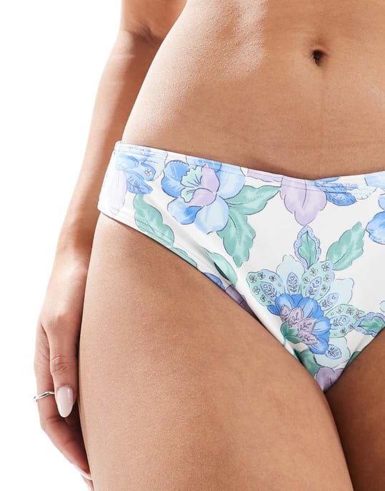Hollister hög midja bottenkoord i blommönster - Image 4
