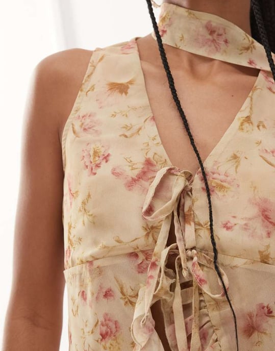 Reclaimed Vintage chiffon floral print ruffle tie front blouse with matching scarf in butter yellow - Image 3