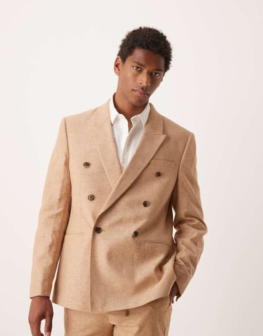 ASOS DESIGN dubbelknäppt linneblandning regular kostymjacka i kamel - Image 1