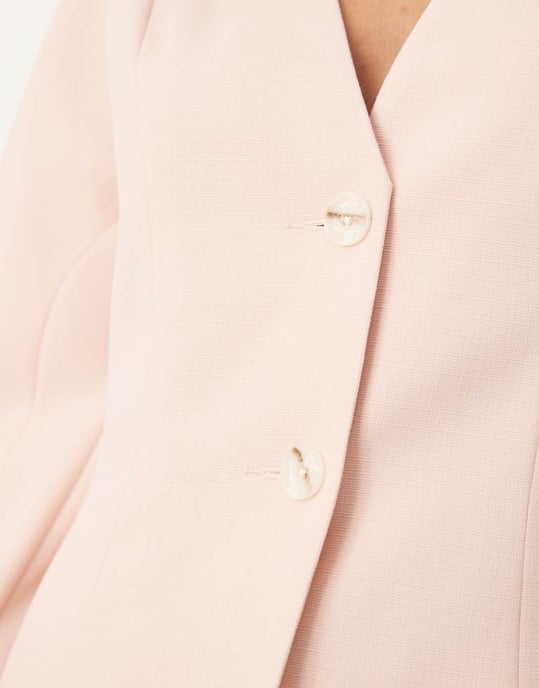 ASOS DESIGN skräddarsydd linne-look texturerad kavaj med nipped midja i ljusrosa - Image 4