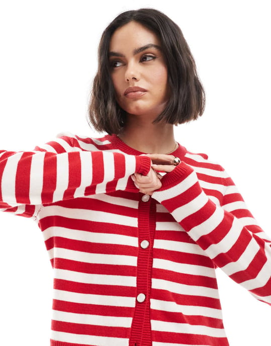 Fransk Connection boxig knäpp cardigan i röd och vit randig - Image 3