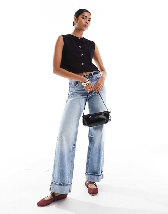 ASOS DESIGN ribbed wide shoulder boxy cropped waistcoat in black - Image 4