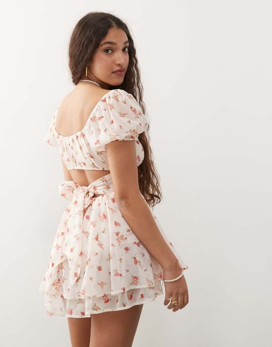 Miss Selfridge chiffong rara mini jumpsuit i rosa rosformattryk - Image 4