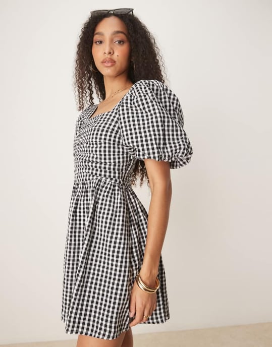 Nobody's Child Nova puffärmad jumpsuit i svart gingham - Image 4
