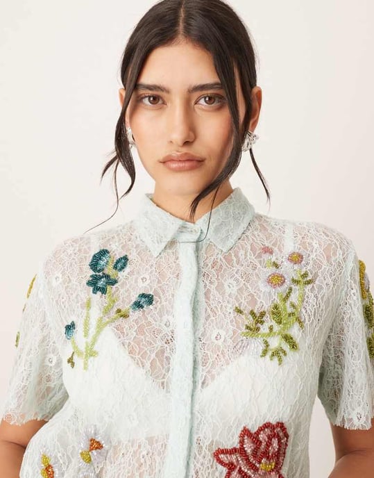 ARRANGE botanical floral embellished lace crop shirt co-ord in light blue - Image 3
