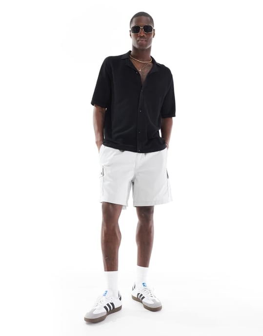 Jack & Jones överdimensionerad knappad stickad polo i svart - Image 3