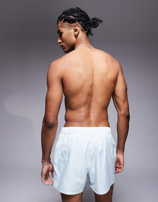 ASOS DESIGN badshorts i kort längd i blå och vit randig - Image 3
