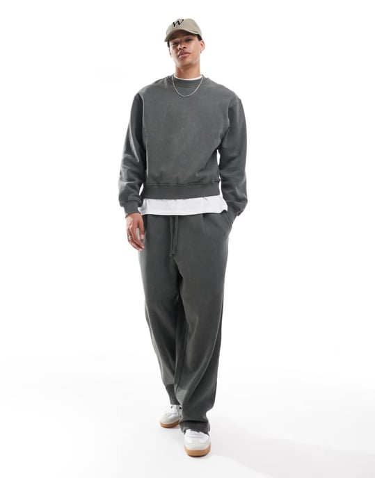 ASOS DESIGN koord boxig avslappnad sweatshirt i khaki - Image 3
