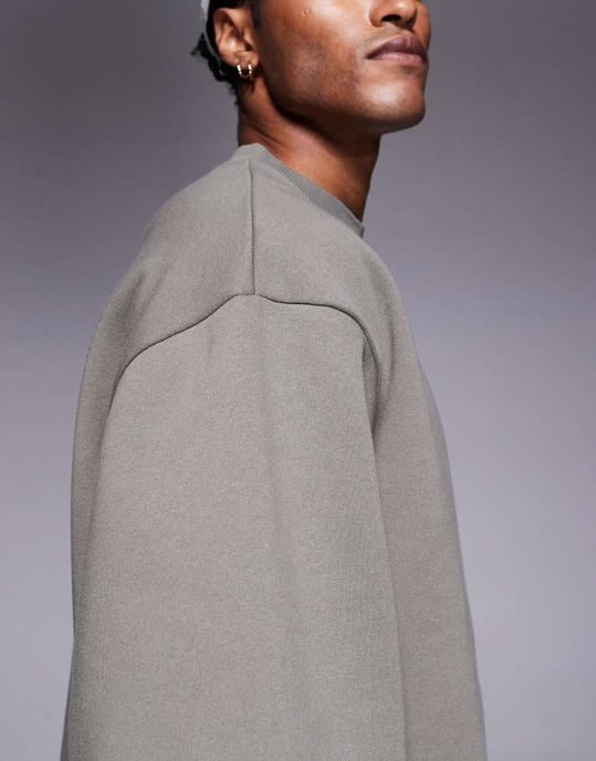 ASOS DESIGN avslappnad 3/4-ärmad sweatshirt i khaki - Image 2
