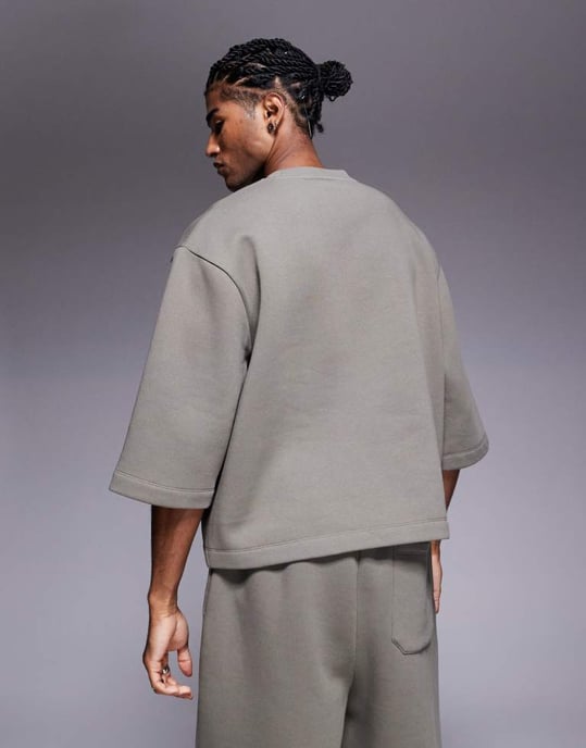 ASOS DESIGN avslappnad 3/4-ärmad sweatshirt i khaki - Image 3