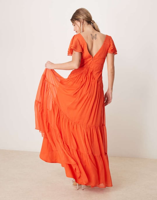 ASOS DESIGN maxikjol med volangärmar och rynkade detaljer i kryddigt röd med asymmetrisk fåll - Image 3
