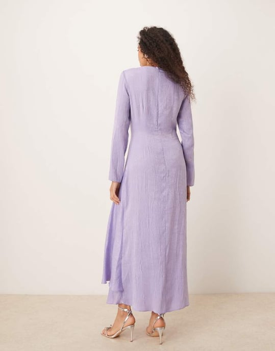 ASOS DESIGN volanglager maxi klänning i lila - Image 4