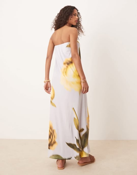 ASOS DESIGN bandeau-blommig maxikjol - Image 4