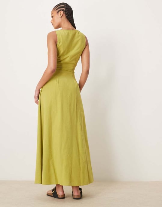 ASOS DESIGN Lång slash-hals knapplåst väst maxi-klänning i grön - Image 4