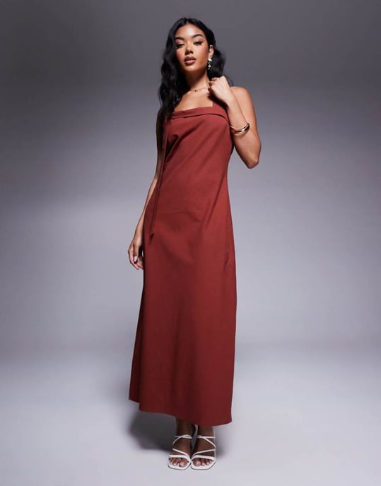 ASOS DESIGN halterneck maxiklänning med knutdetalj i rostig brunt - Image 1