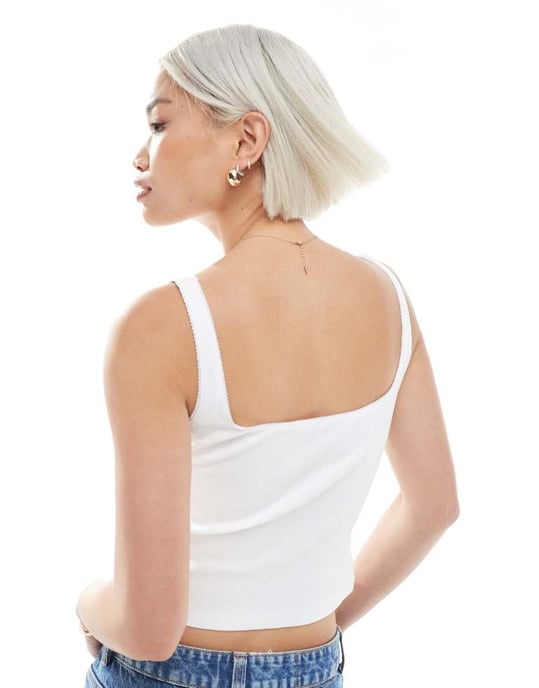 Miss Selfridge väst med picotkant och rosett i vitt - Image 4