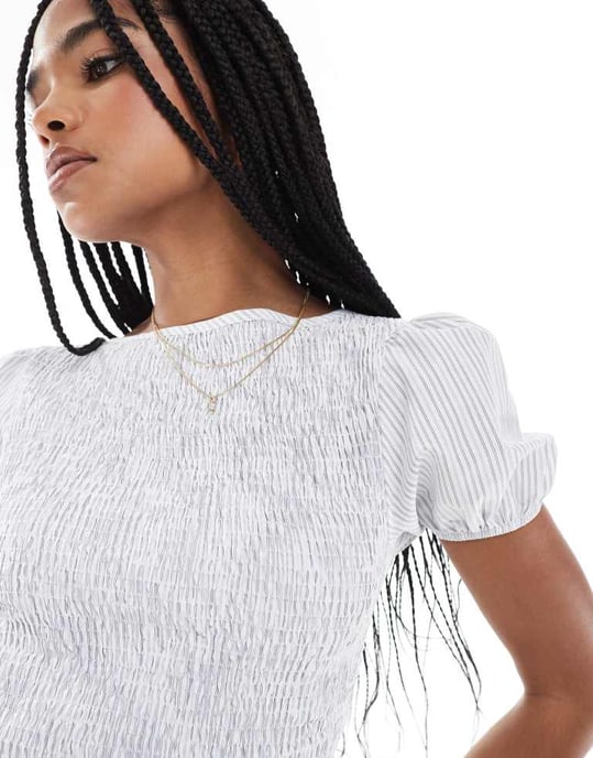 ASOS DESIGN blus med puffärmar och rynkning i blå randig - Image 3