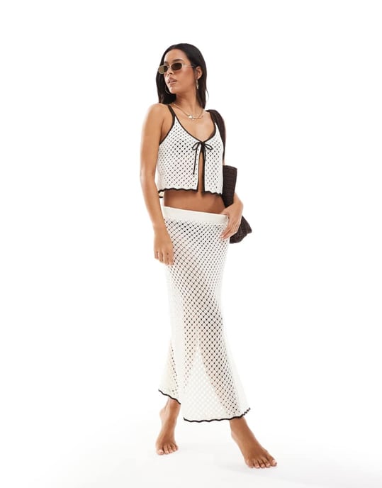 Miss Selfridge stickad knytfront cami topp strandkoordinat i ecru - Image 4