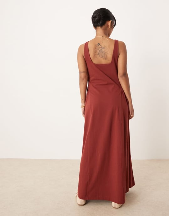 ASOS DESIGN Petite sommar maxikjol med full kjol i rostfärg - Image 3