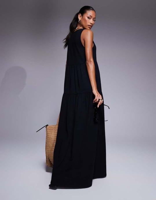 ASOS DESIGN scooped lagertrapez maxiklänning i svart - Image 2