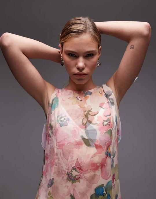 ASOS DESIGN ultimat genomskinlig chiffonmaxiklänning i blandat blommönster - Image 2