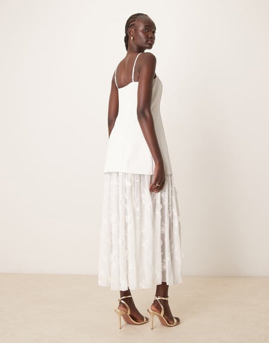 Abercrombie & Fitch brudskjol i genomskinligt tyg med applikationer av spets, maxi-klänning i off white - Image 4