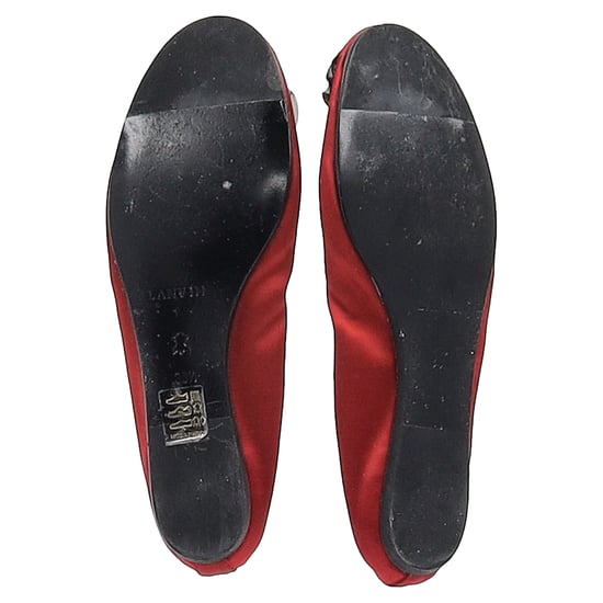 Lanvin Brooch-Embellished Ballet Flats in Red Satin - Image 6