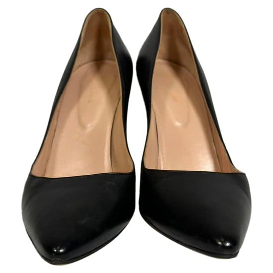 Sergio Rossi Godiva Pumps in Black Leather - Image 2
