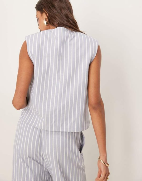 ASOS DESIGN boxy cutaway waistcoat with linen co-ord in blue and white stripe - Image 3