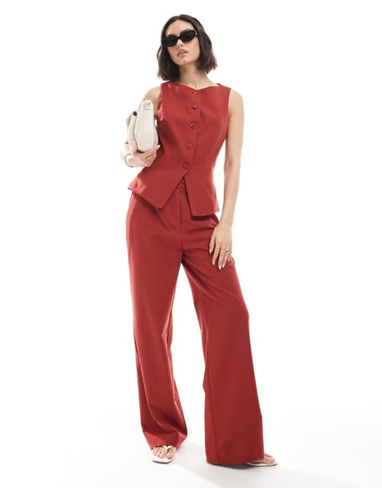 Miss Selfridge skräddarsydd väst i körsbärsröd - Image 2