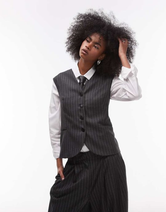 ASOS DESIGN skräddarsydd väst med hög krage i kolgrå randig mönster - Image 1
