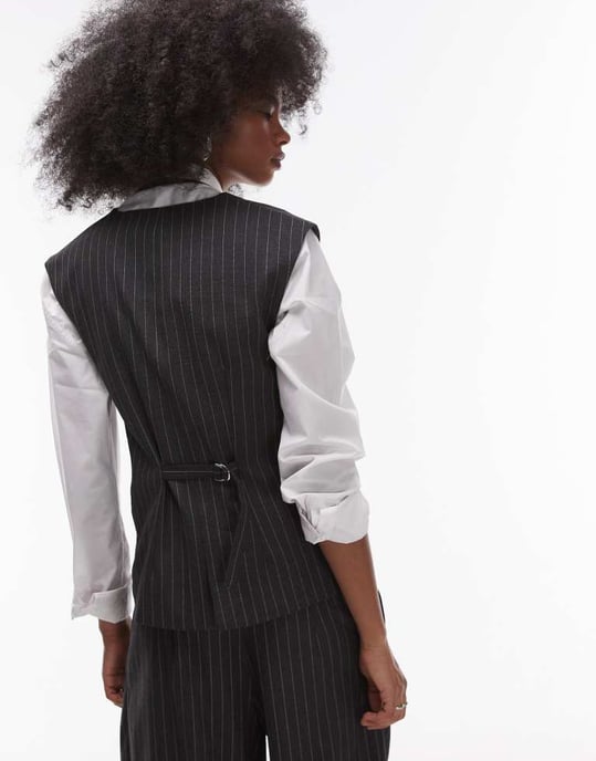 ASOS DESIGN skräddarsydd väst med hög krage i kolgrå randig mönster - Image 4