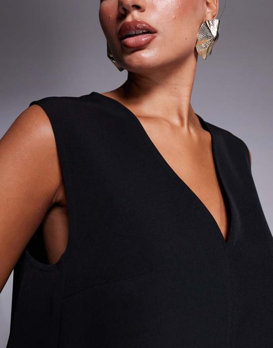 ASOS DESIGN skräddarsydd boxy v-ringad shell-top co-ord i svart - Image 3