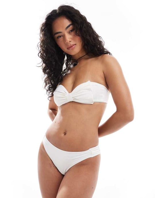 Monki mixa och matcha bandeau bikiniöverdel med rosett i vitt exklusivt för ASOS - Image 4