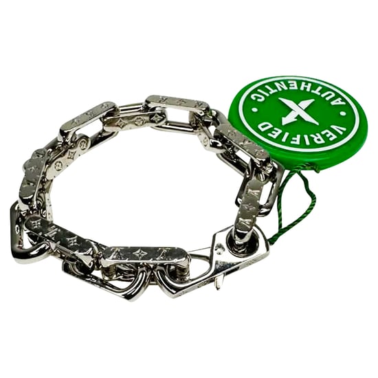 Louis Vuitton Monogram Chain Bracelet in Silver Metal - Image 5