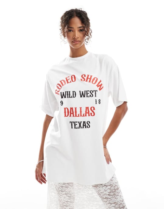 ASOS DESIGN 2 i 1 T-shirt midi spetsklänning i vitt med grafisk tryck - Image 2
