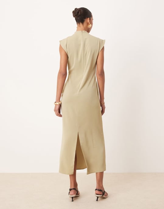 ASOS DESIGN höghalssärmid klänning utan ärmar med draperad hals i salviagrön - Image 3