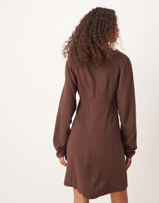 ASOS DESIGN linneblandning cocoon ärm mini klänning i choklad - Image 3